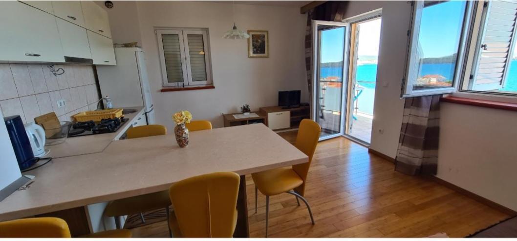 Apartmani Gizela Donji Seget Rom bilde